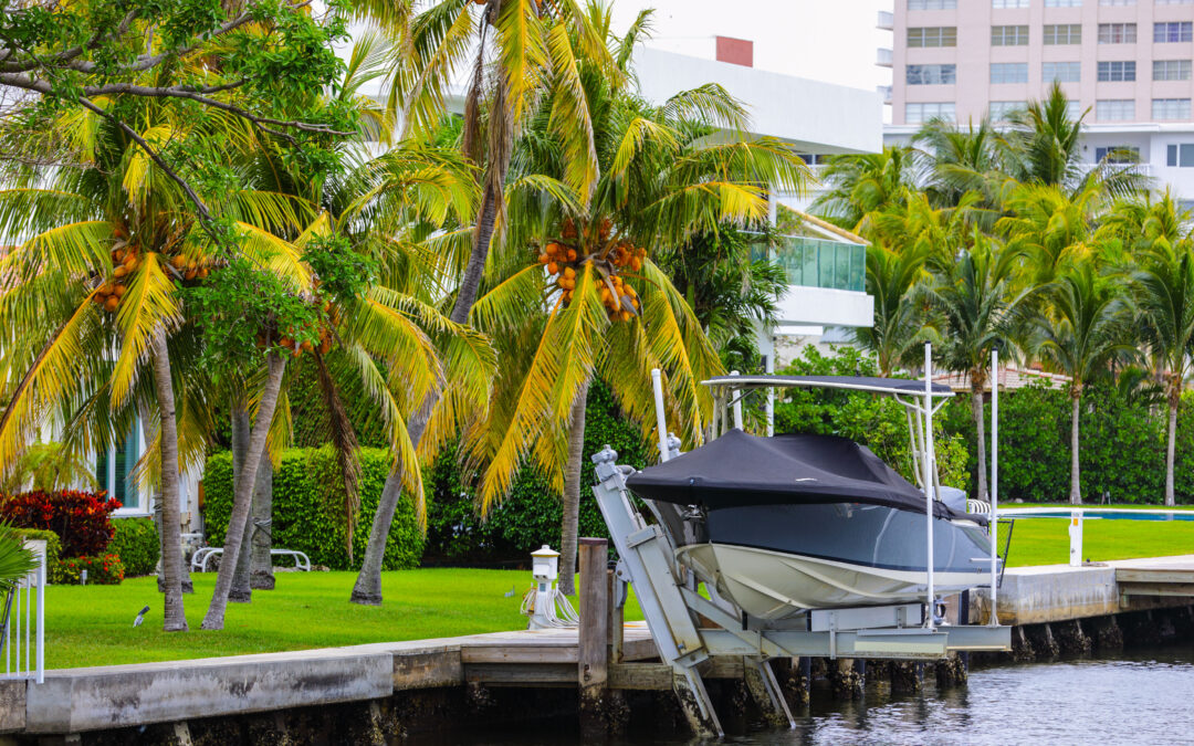 8 Essential Features of Quality Boat Lifts